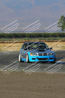 media/Sep-17-2023-Speed Ventures (Sun) [[7e780ba612]]/Red/Session 1 (Grapevine)/